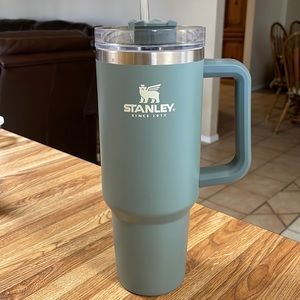 Stanley Quencher 40 oz.